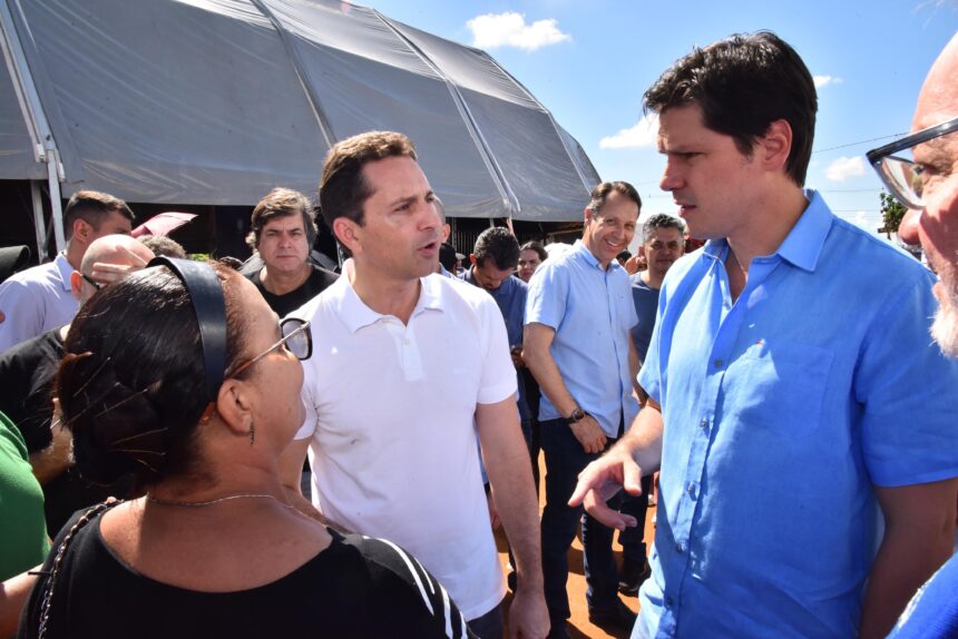 Prefeito Leandro Vilela e vice-governador Daniel Vilela participam do Balanço Geral nos Bairros
