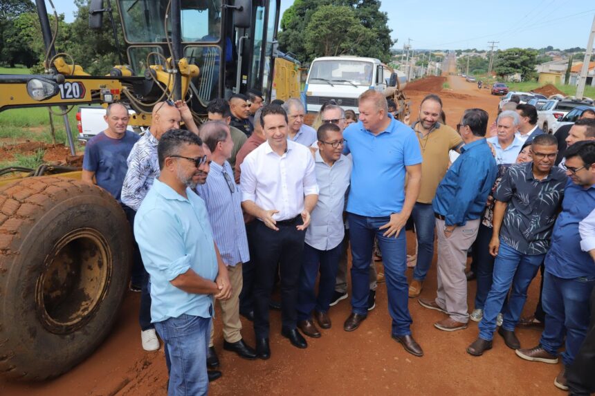 Prefeito Vilela inicia obras de infraestrutura em Aparecida de Goiânia