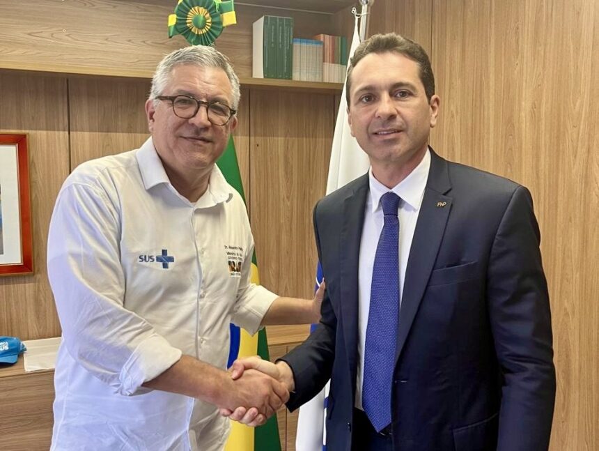 Prefeito Vilela e Ministro Padilha discutem investimentos na saúde de Aparecida