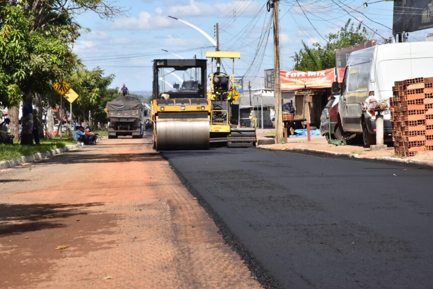 Avenidas W-5 e Padre Marcelino Champagnat recebem recapeamento em Aparecida
