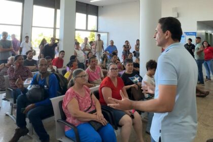 Prefeito Leandro Vilela visita UPA do Buriti Sereno e fala sobre desafios na saúde