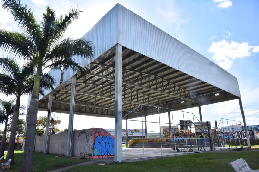 Prefeitura de Aparecida avança na reforma das Praças CEU das Artes