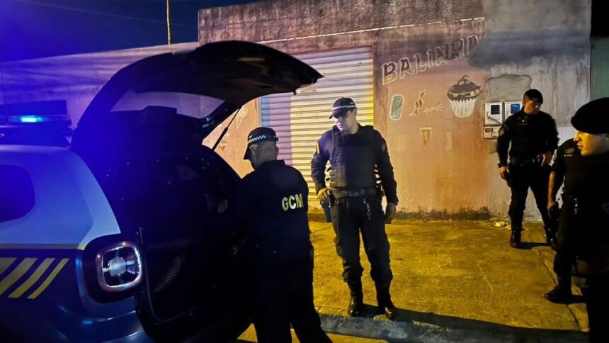 Prefeitura de Aparecida resgata cachorro abandonado e prende suspeito de maus-tratos