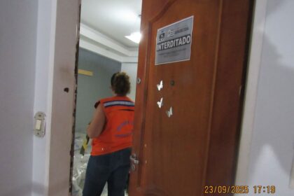 Defesa Civil interdita apartamento em Aparecida após infiltrações