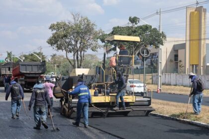 Prefeitura e Governo de Goiás investem R$ 18 milhões em recapeamento em Aparecida