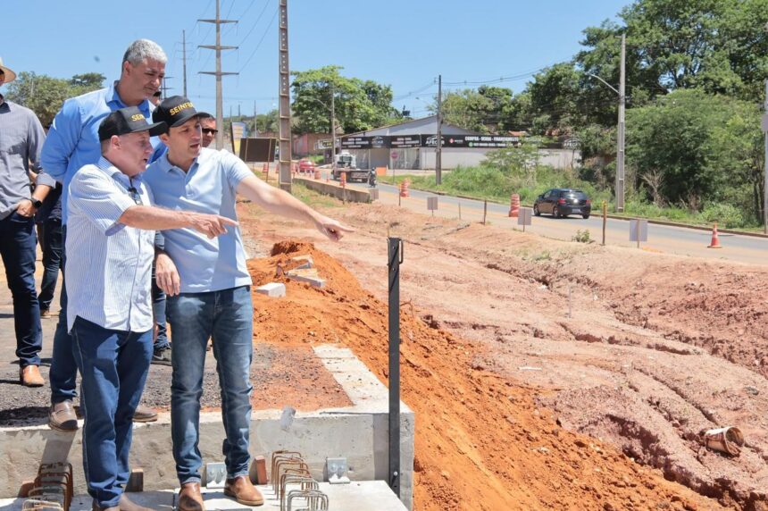 Prefeito Leandro Vilela realiza vistorias em obras em Aparecida de Goiânia