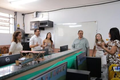 Prefeito Vilela garante reforma da Escola Guiomar Rosa antes do ano letivo de 2026