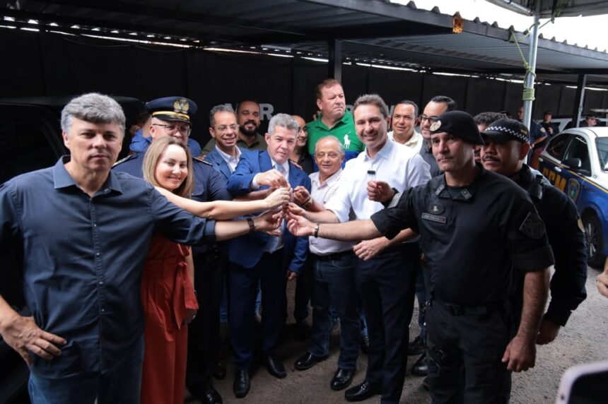 Prefeitura de Aparecida entrega novas viaturas para GCM e ROMU