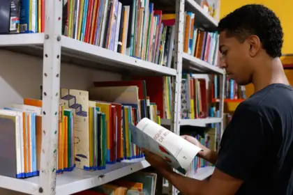 Alerj aprova programa para incentivar leitura e escrita entre jovens no RJ