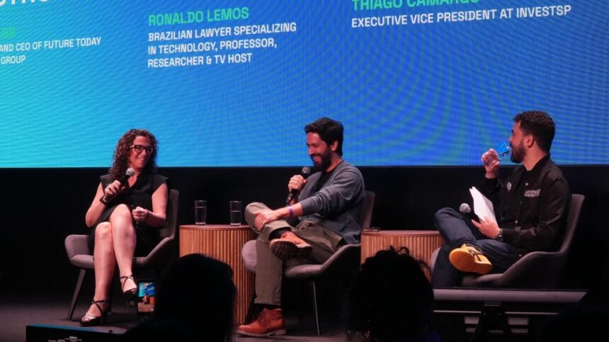 Amy Webb destaca papel do Brasil na era da inteligência artificial durante SXSW