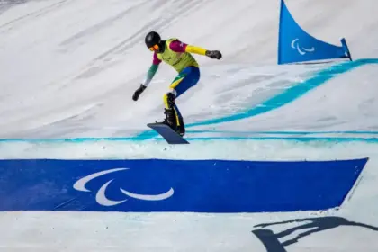 André Barbieri sofre queda em treino a um dia da Paralimpíada de Inverno
