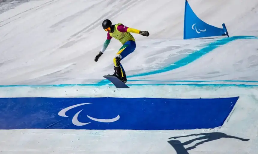 André Barbieri sofre queda em treino a um dia da Paralimpíada de Inverno