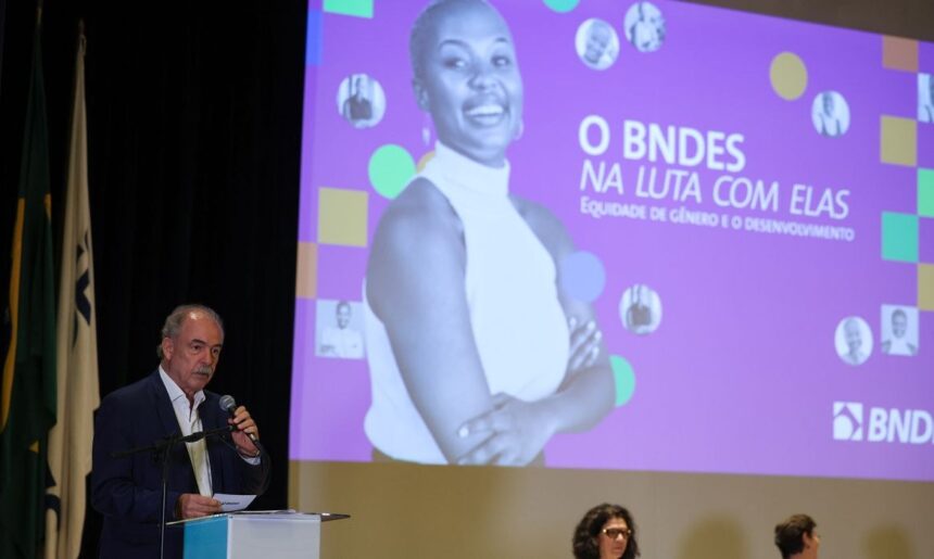 BNDES reduz taxa de juros em empréstimos para mulheres de cooperativas