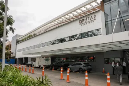 Bolsonaro mantém melhora clínica e laboratorial, mas segue em UTI