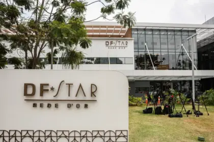 Bolsonaro apresenta melhora na função renal, mas marcadores inflamatórios aumentam