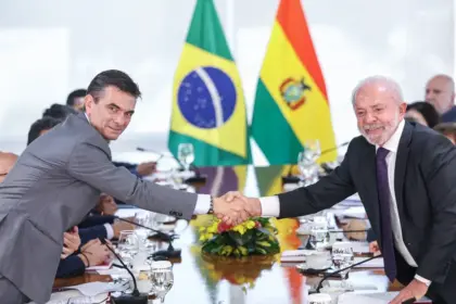Brasil busca aumentar produção e importação de gás da Bolívia