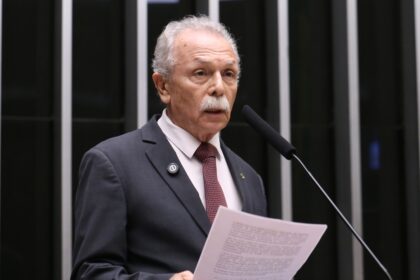 Câmara aprova inclusão de bolsistas de pós-graduação na Previdência Social