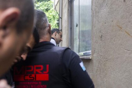 Casa de morador morto em ação do Bope é periciada no Rio de Janeiro