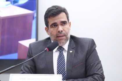 Comissão aprova afastamento de agressores do lar em casos de violência contra mulheres