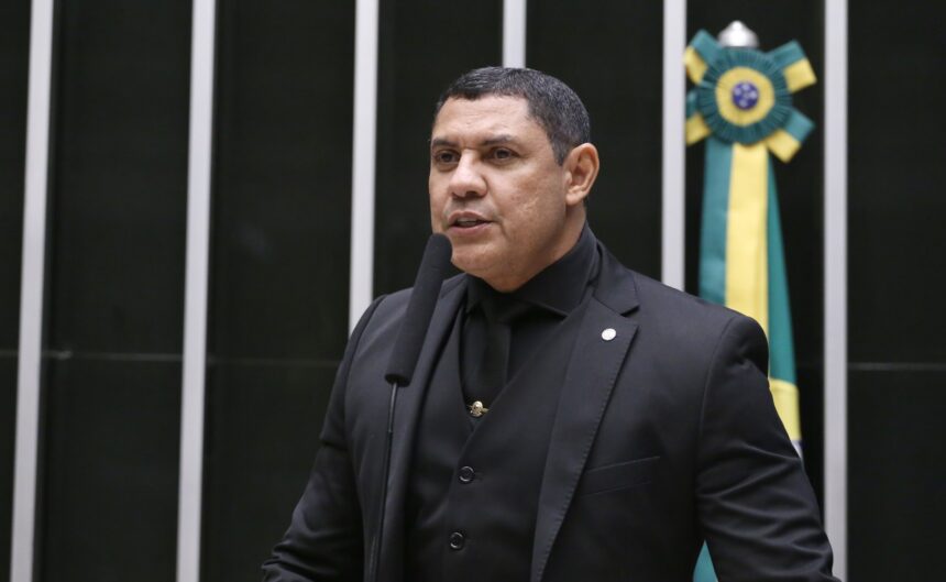 Comissão aprova critérios para apoio federal em iluminação LED em cidades com violência