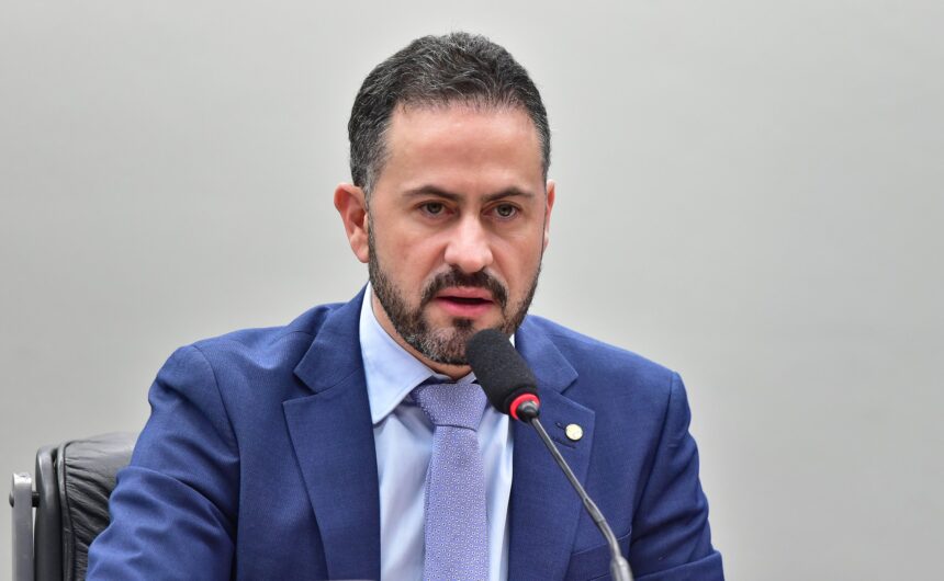 Comissão aprova isenção de IPI para veículos de caminhoneiros e transportadores autônomos