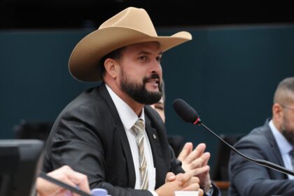 Comissão aprova reserva de 30% de fretes da União para caminhoneiros autônomos