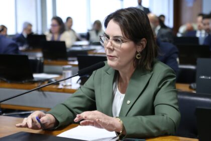 Comissão aprova projeto que garante tratamento respeitoso a mulheres em investigações