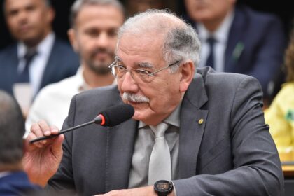 Comissão de Saúde debate valorização da clínica médica em audiência pública