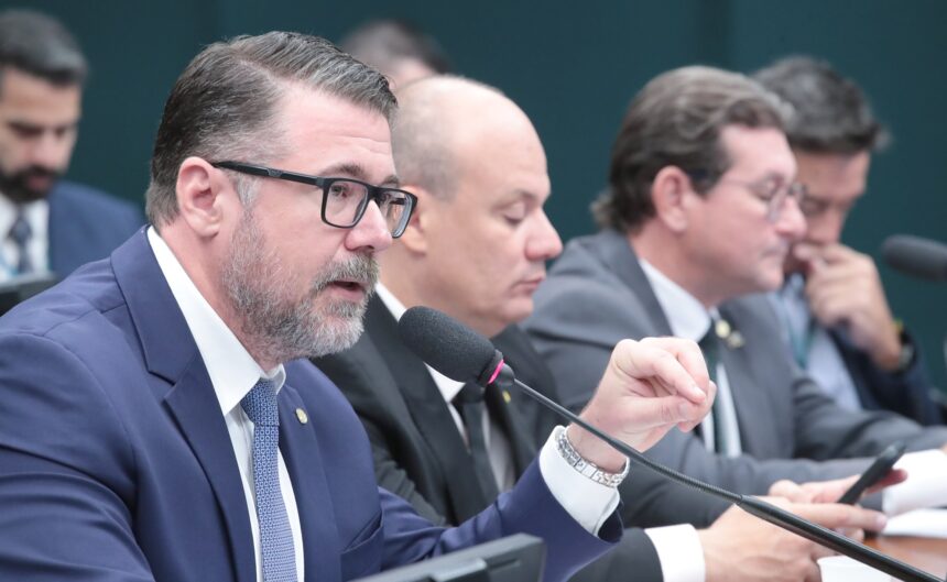 Conselho de Ética votará representações contra deputado Marcos Pollon