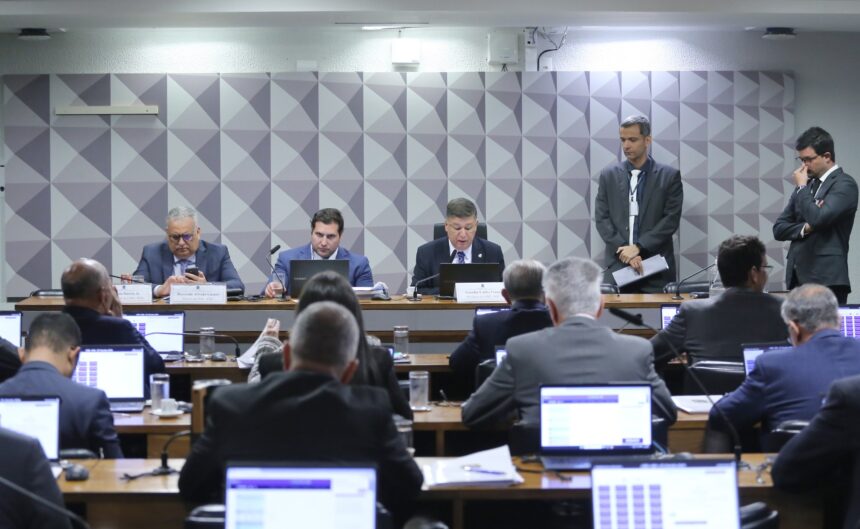 CPMI do INSS convoca ex-noiva de Vorcaro e ex-diretores do Banco Master