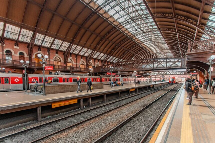 CPTM realiza cadastramento de vagas de estágio nas estações Luz e Palmeiras-Barra Funda