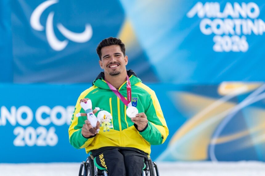 Cristian Ribera conquista prata nos Jogos Paralímpicos de Inverno e inspira novos atletas