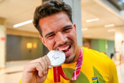Cristian Ribera, após medalha inédita, foca em ouro nos Jogos Paralímpicos de Los Angeles-2028