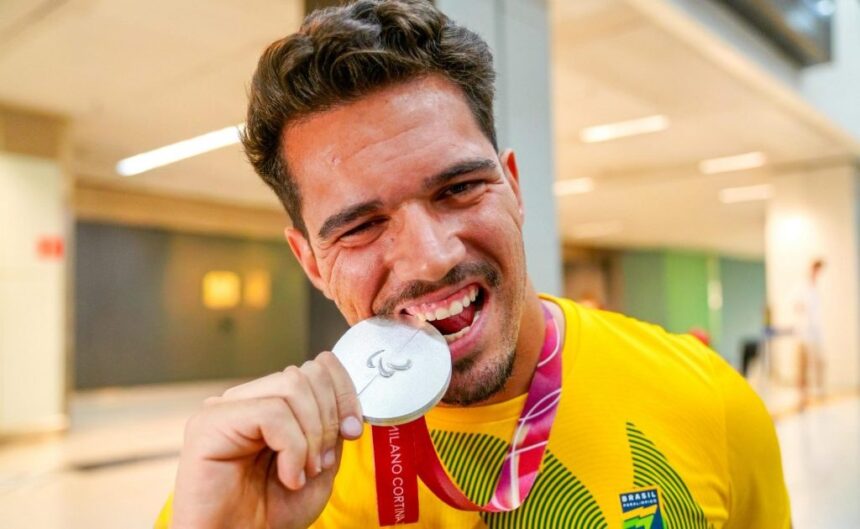 Cristian Ribera, após medalha inédita, foca em ouro nos Jogos Paralímpicos de Los Angeles-2028