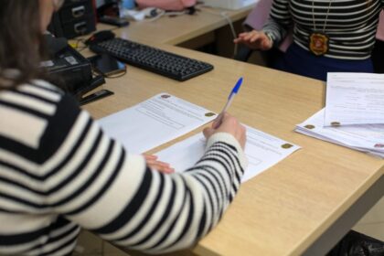 Curso capacita profissionais para atendimento a mulheres com deficiência vítimas de violência