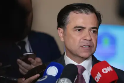 Diretor da Aneel critica Enel por tentar suspender processo de caducidade