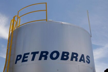 Distribuidoras solicitam aumento na importação de diesel pela Petrobras