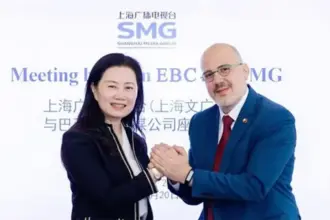 EBC firma parceria com Shanghai Media Group durante visita à China
