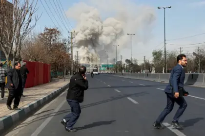 Embaixador do Brasil no Irã alerta sobre consequências de derrubar regime