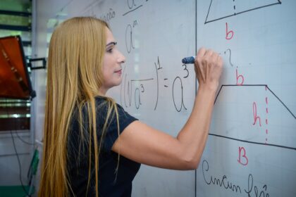 Escola da capital registra aumento de 36,2% nas notas de matemática no Saresp