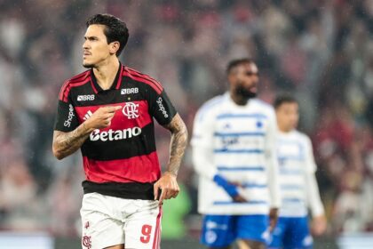 Flamengo derrota Cruzeiro por 2 a 0 no Maracanã