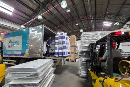 Governo de São Paulo envia nova remessa de ajuda humanitária a Peruíbe