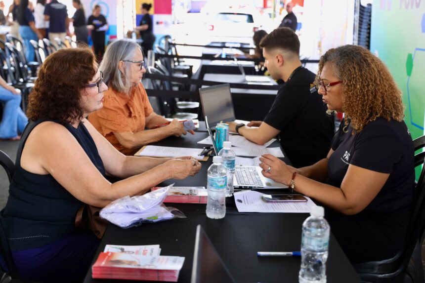 Governo de SP certifica 625 alunos e realiza Feira de Empregos em Barretos