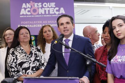 Hugo Motta inaugura Sala Lilás da Câmara para acolher mulheres vítimas de violência