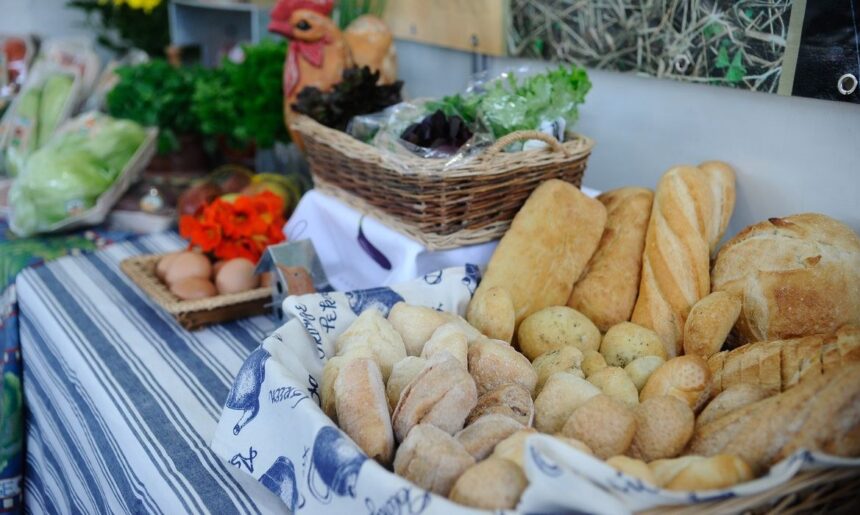 Indústria de alimentos e bebidas cresce 8% em 2025, segundo Abia