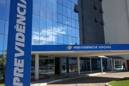 INSS suspende novos empréstimos consignados do C6 Consig a aposentados