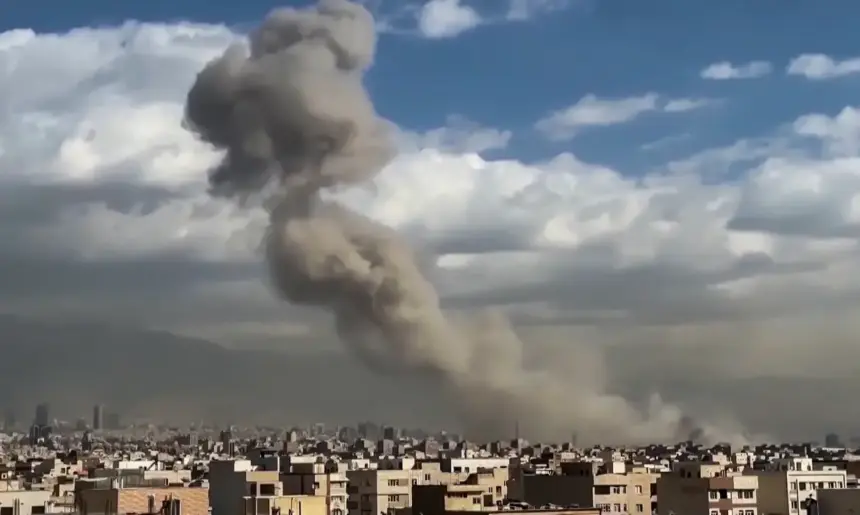 Israel intensifica ataques contra o Irã em meio a conflito crescente