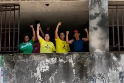 MPF propõe que prédio abandonado do INSS no Rio vire moradia popular