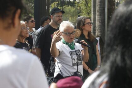 Mulheres estão perdendo o direito de ir e vir, diz Amelinha Teles