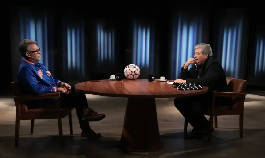 Na Mesa com Datena recebe Craque Neto nesta terça-feira na TV Brasil